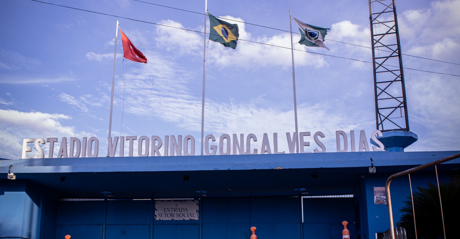 Londrina enfrenta Cuiabá em jogo decisivo contra rebaixamento em MT