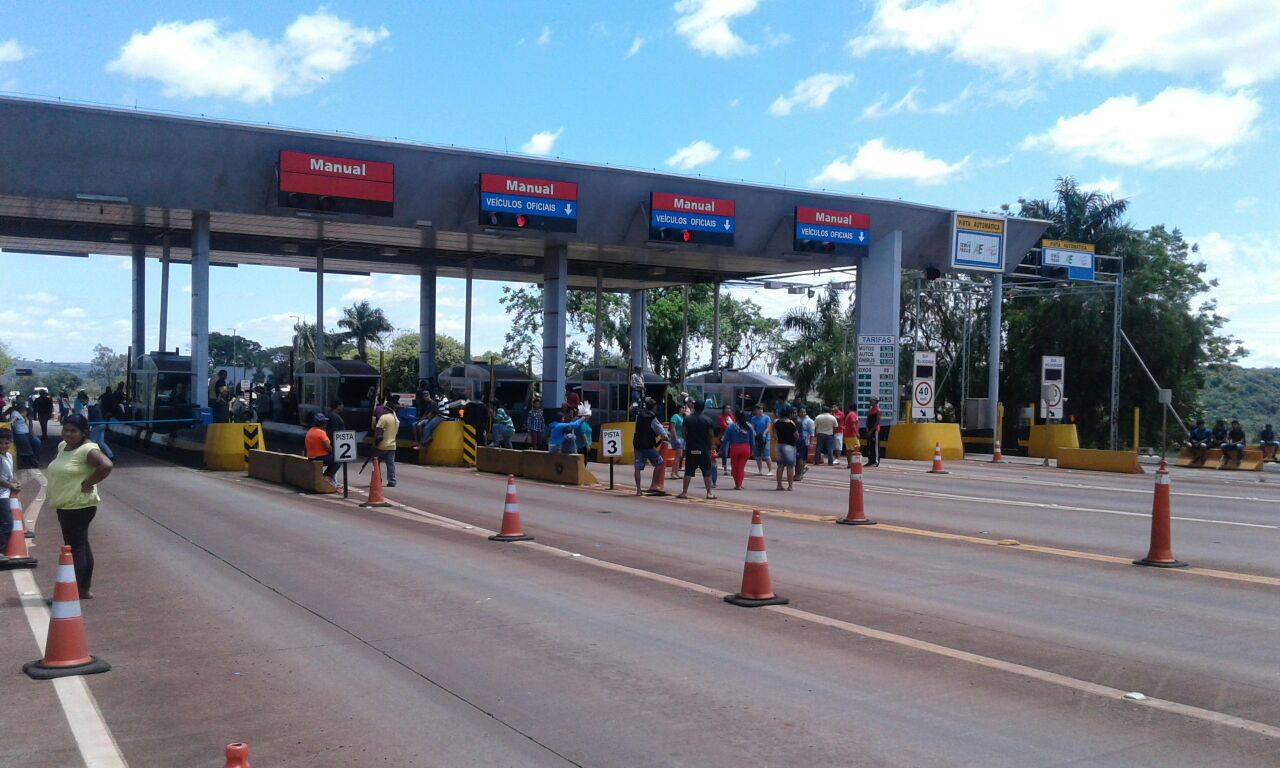 Empresas de transporte de cargas reagem a aumento de até 13 nos pedágios no Paraná CBN